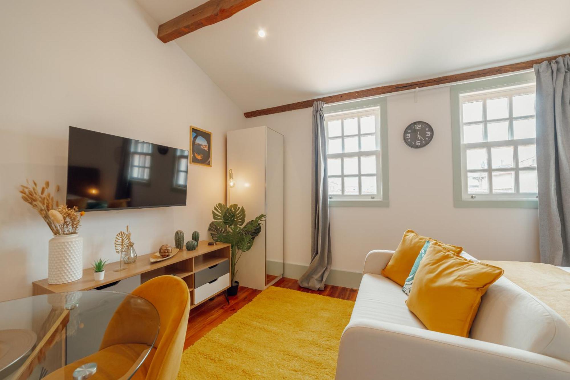 Downtown Suites By Vacationy Porto Exterior photo